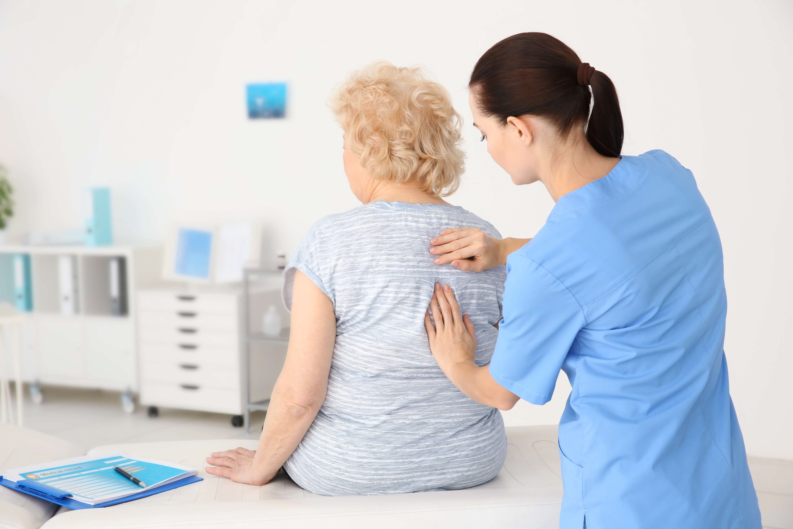 When to visit a physical therapist for back pain treatment shutterstock 648355930 scaled When to visit a physical therapist for back pain treatment
