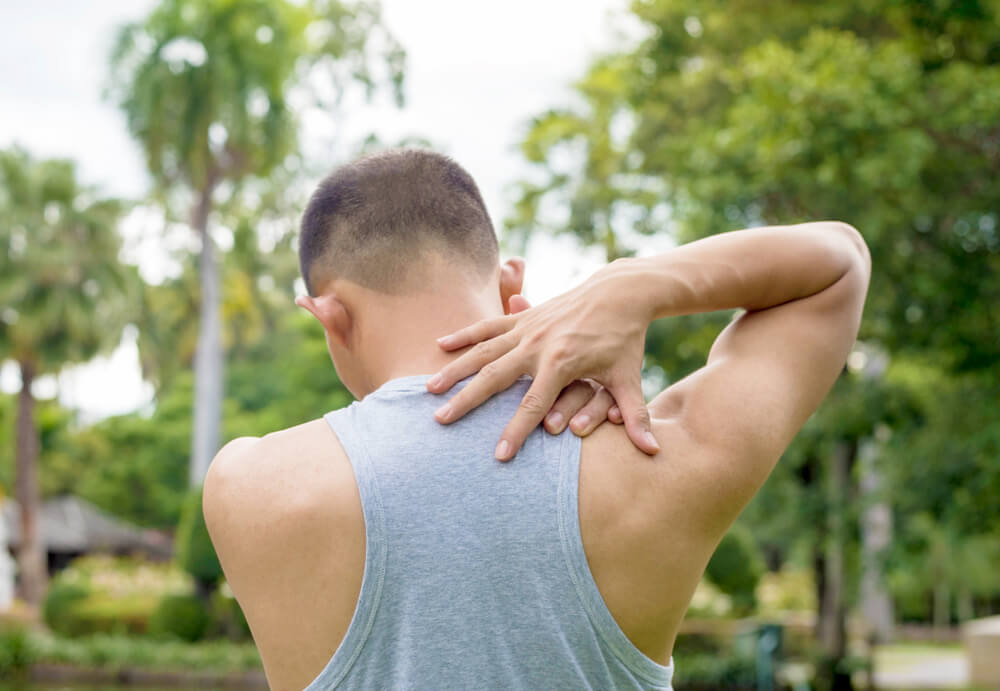 Are shoulder pain and neck pain linked?