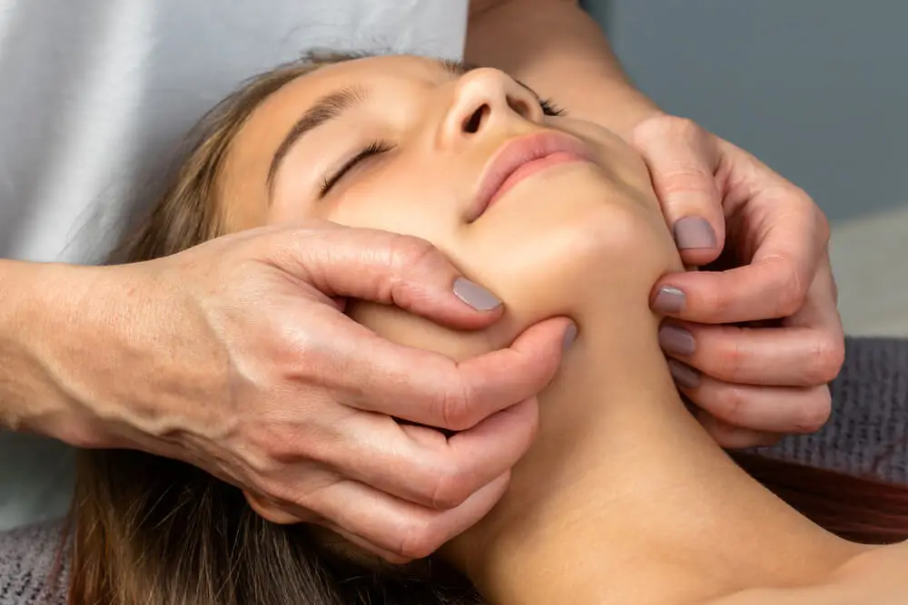 5 benefits of TMJ massage shutterstock 662507725 tmj massage tmj pain treatment