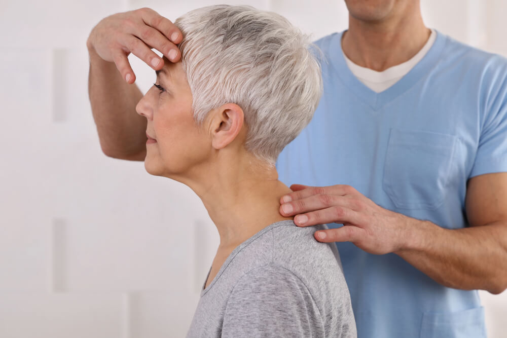 Stiff neck? Discover how physical therapy can help
