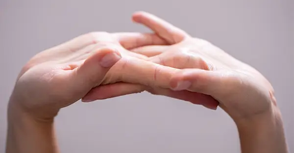 Ask a PT: Why do my joints pop and crack when I move? joints popping ask a pt: why do my joints pop and crack when i move? physical therapy
