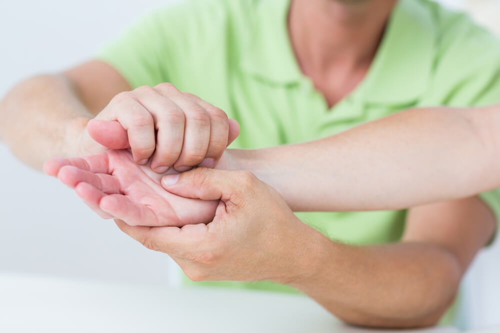 Three benefits that physical therapy for arthritis pain can offer