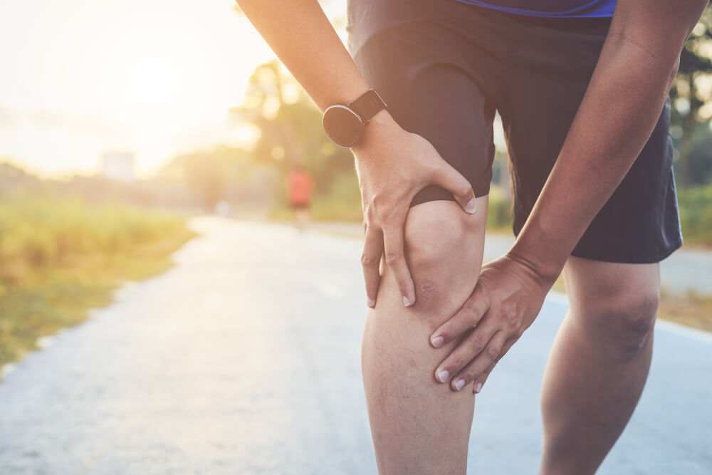 Three ways you can address running-related inner knee pain shutterstock 1070701454 inner knee pain running