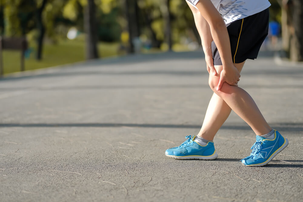 Three reasons you may feel knee pain when walking shutterstock 1127537837 1 knee pain when walking