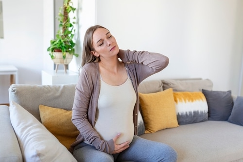 Attack neck pain during pregnancy with these 5 PT methods shutterstock 2091000163 reoptimized keyword: neck pain pregnancy