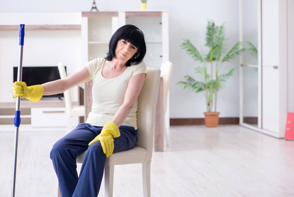 5 ways to prevent falls in the kitchen shutterstock 1124531093 how to prevent falls in the kitchen