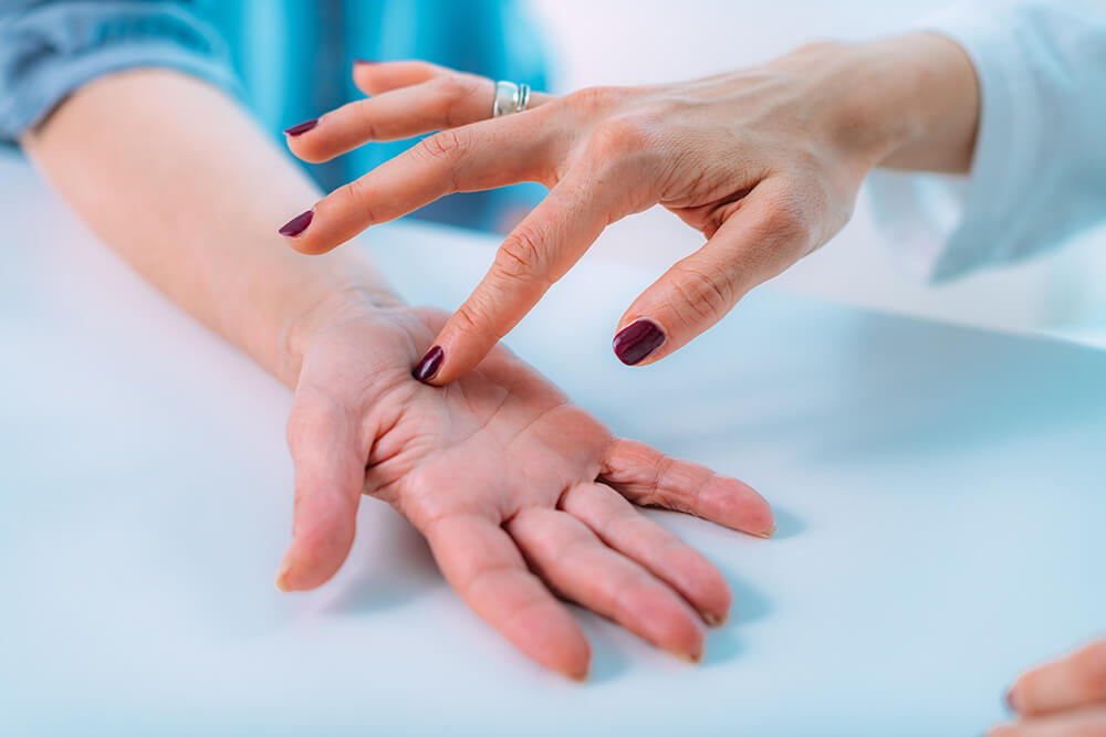 Is dry needling an effective treatment for carpal tunnel? examining the hand of a senior patient with carpal 2021 09 03 21 58 33 utc is dry needling an effective treatment for carpal tunnel? dry needling