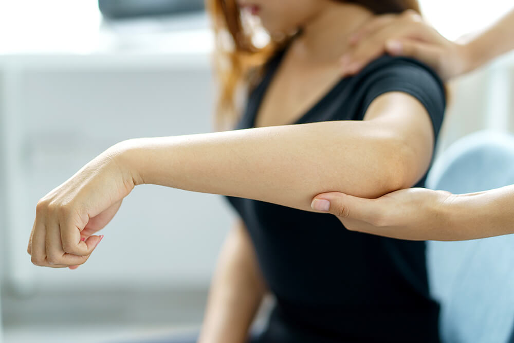 Dealing with muscle pain in your forearm? Check out these 8 possible causes