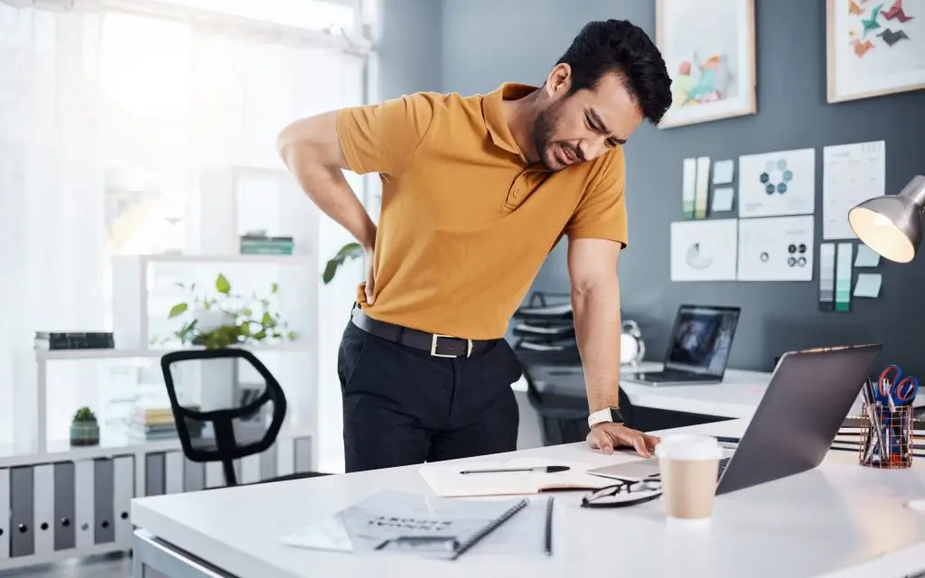 how to take care of a pulled lat muscle back pain