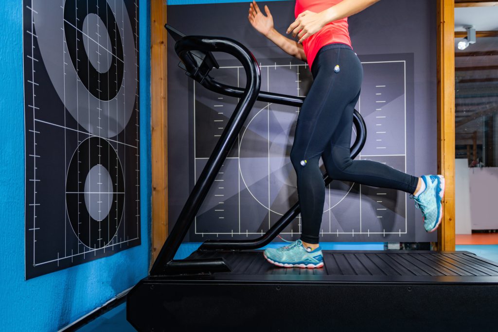 What’s the Best Running Form? AdobeStock 417289890 what’s the best running form? balance and gait